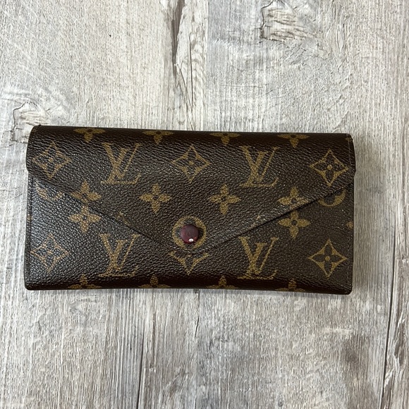 Louis Vuitton - Josephine Monogram Wallet (2013) - Picture 4 of 11